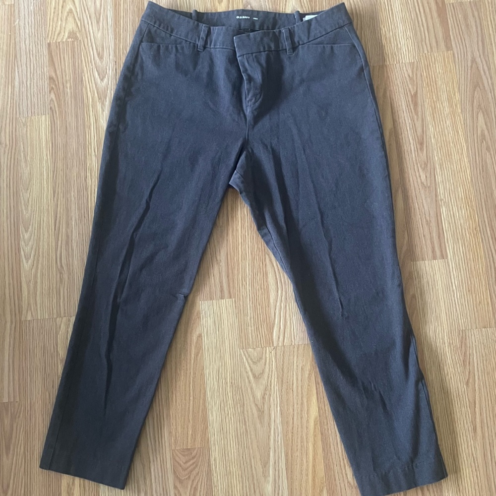 Old Navy pixie pants, Women’s size 14
